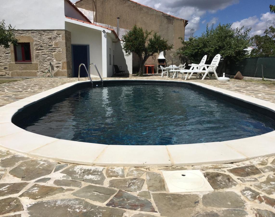 Casadaldeiadalmofala Villa